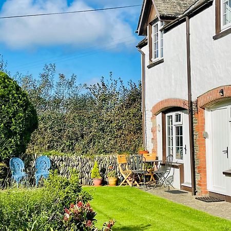Honeysuckle Cottage イフラクーム エクステリア 写真