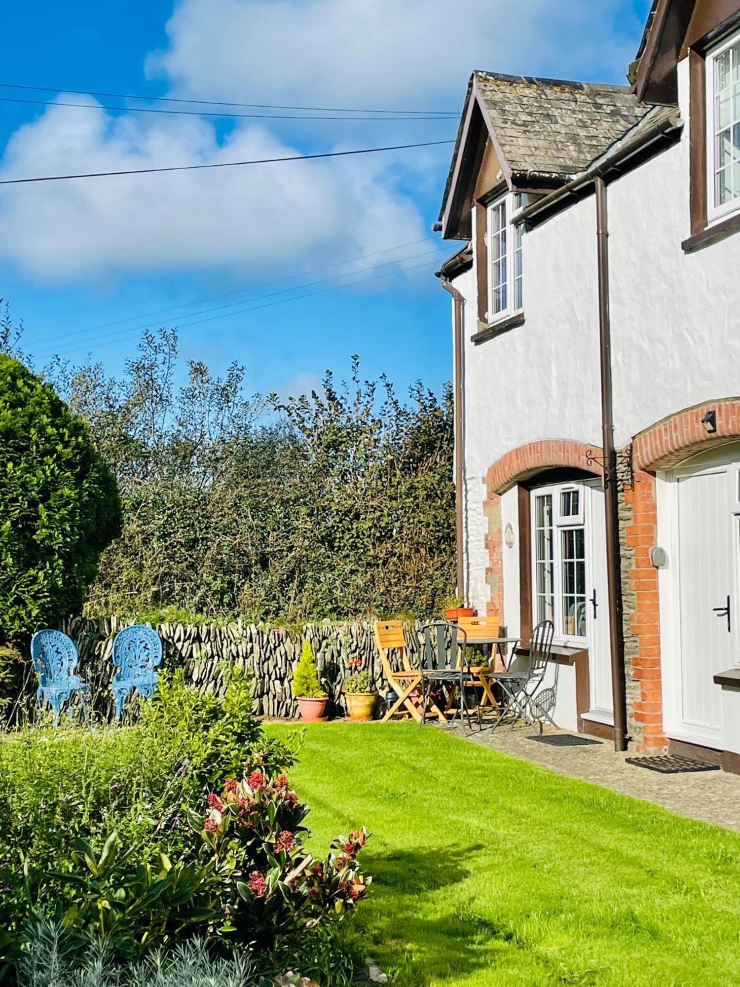 Honeysuckle Cottage イフラクーム エクステリア 写真